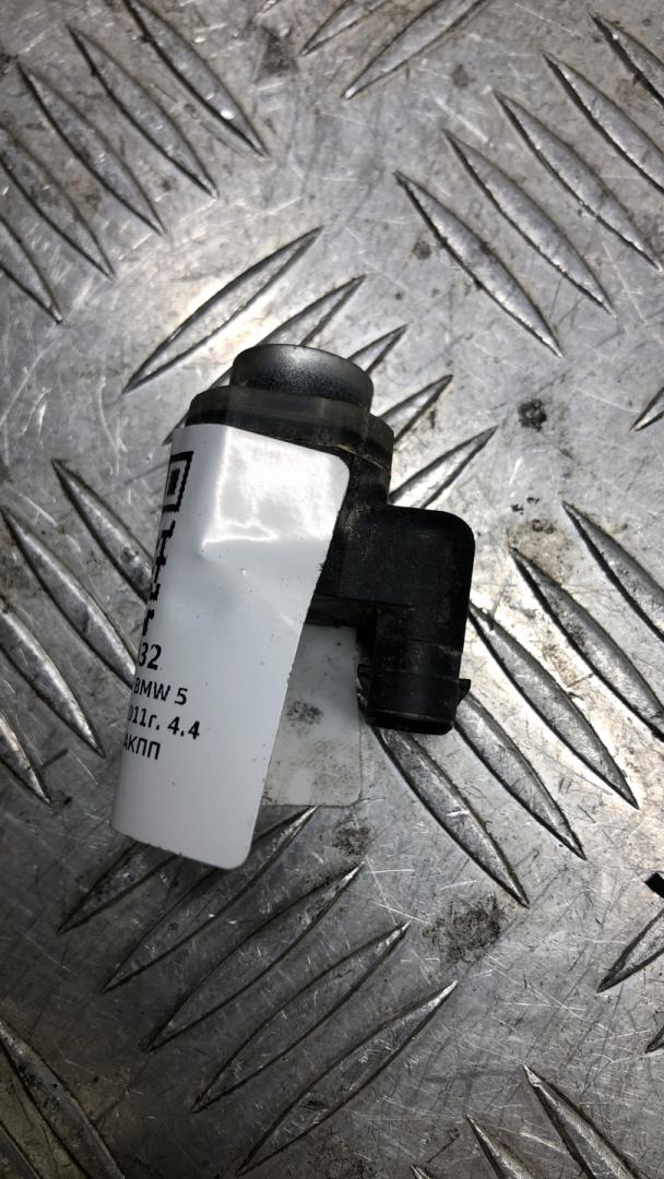 парктроник передний BMW 5 серия F07/F10/F11 F10 2012, 4.4 л., N63 B44 A, бензин, АКПП, titansilber metallic (354), седан, задний привод, 9173106, 66209233028 - фото №1