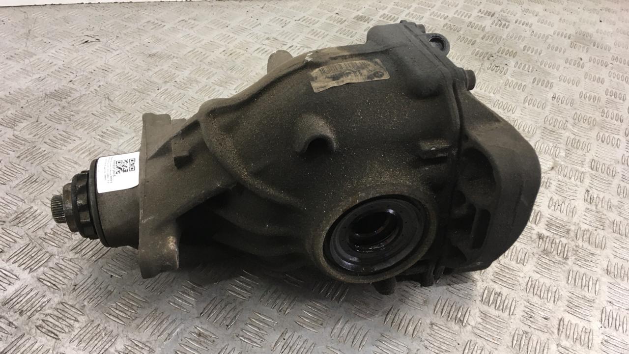 редуктор заднего моста BMW 5 серия F07/F10/F11 2011, 3.0 л., N57 D30 A, дизель, АКПП, black sapphire metallic (475), хетчбэк 5 дв., задний привод, правый руль, 33107578151, 7578151, 33107578152, 7578152 - фото №1