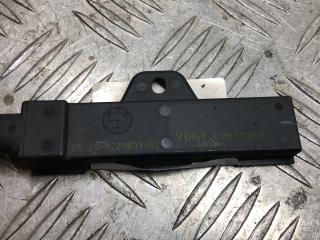 Антенна системы комфортного доступа BMW 5 серия F07/F10/F11 F10 2012, 4.4 л., N63 B44 A, бензин, АКПП, titansilber metallic (354), седан, задний привод, 65209220831, 9220831