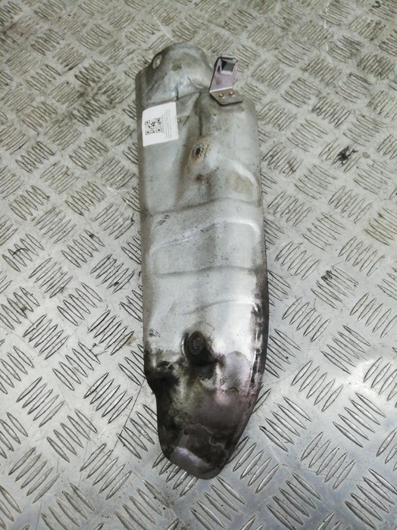 защита (экран) выпускного коллектора BMW 5 серия F07/F10/F11 2011, 3.0 л., N57 D30 A, дизель, АКПП, black sapphire metallic (475), хетчбэк 5 дв., задний привод, правый руль, 11627801645, 7801645 - фото №1