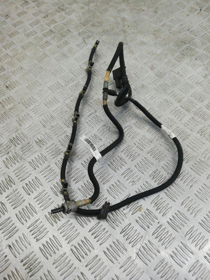 трубка обратки форсунок BMW 5 серия F07/F10/F11 2011, 3.0 л., N57 D30 A, дизель, АКПП, black sapphire metallic (475), хетчбэк 5 дв., задний привод, правый руль, 13537799993 - фото №1