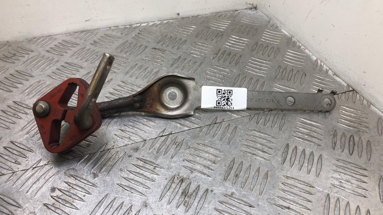 кронштейн глушителя BMW 5 серия F07/F10/F11 2011, 3.0 л., N57 D30 A, дизель, АКПП, black sapphire metallic (475), хетчбэк 5 дв., задний привод, правый руль, 18207823262, 7823262 - фото №1