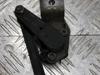 датчик дорожного просвета BMW X5 E70 [рестайлинг] E70 2013, 3.0 л., N55 B30 A, бензин, vermilionrot metallic (a82), внедорожник 5 дв., полный привод, 37146853754, 6853754