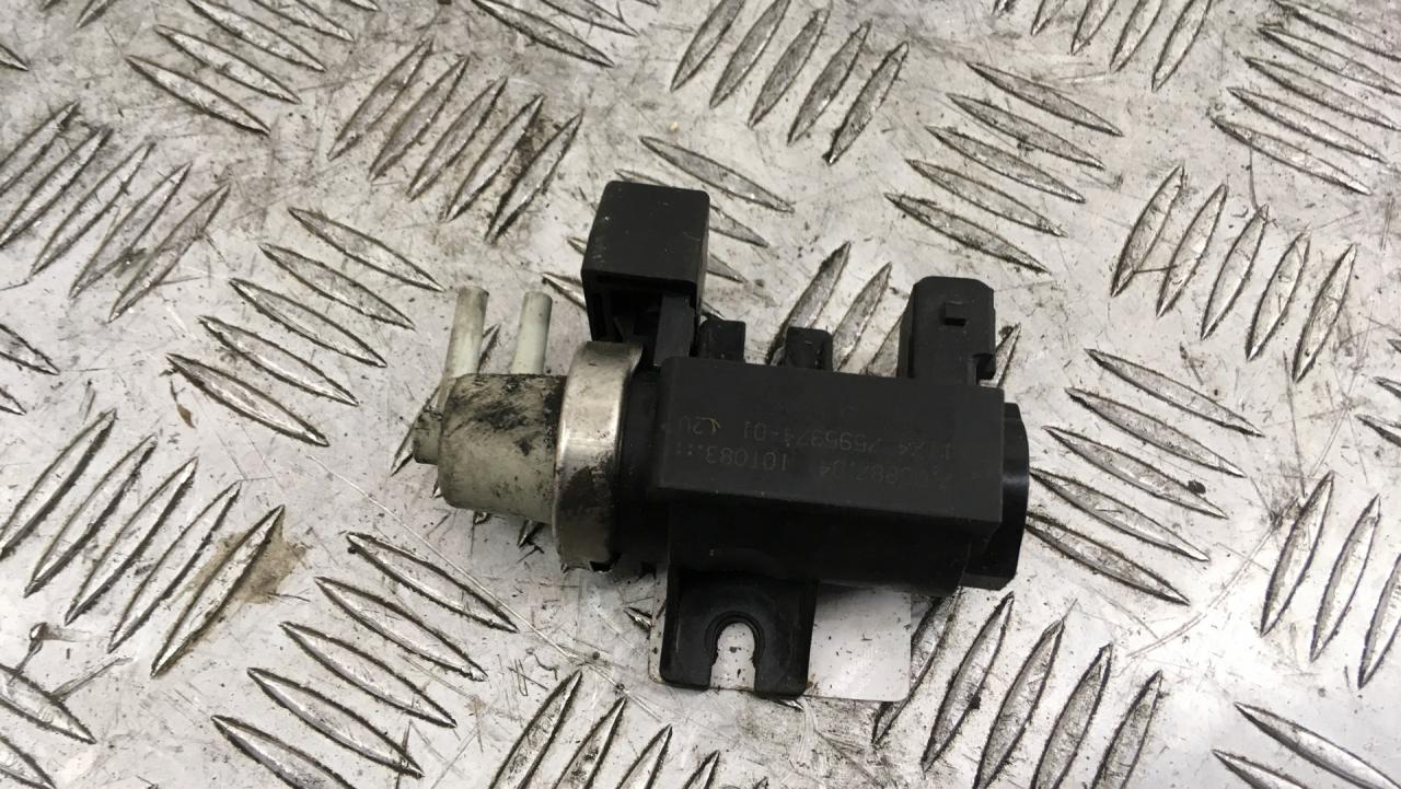 электромагнитный клапан BMW 5 серия F07/F10/F11 F10 2012, 4.4 л., N63 B44 A, бензин, АКПП, titansilber metallic (354), седан, задний привод, 11747595374, 7595374 - фото №1