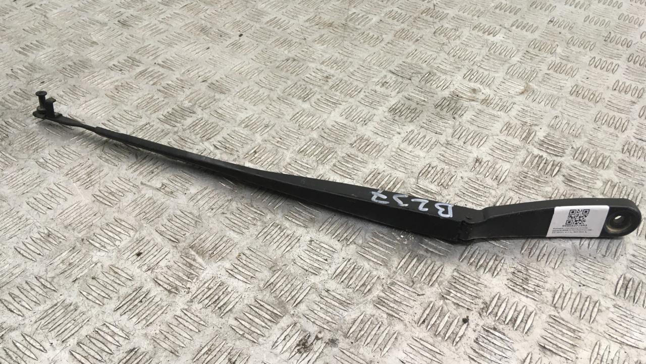 щеткодержатель (поводок стеклоочистителя, дворник) BMW 5 серия F07/F10/F11 F10 2012, 4.4 л., N63 B44 A, бензин, АКПП, titansilber metallic (354), седан, задний привод, 61617203156, 7203156 - фото №1