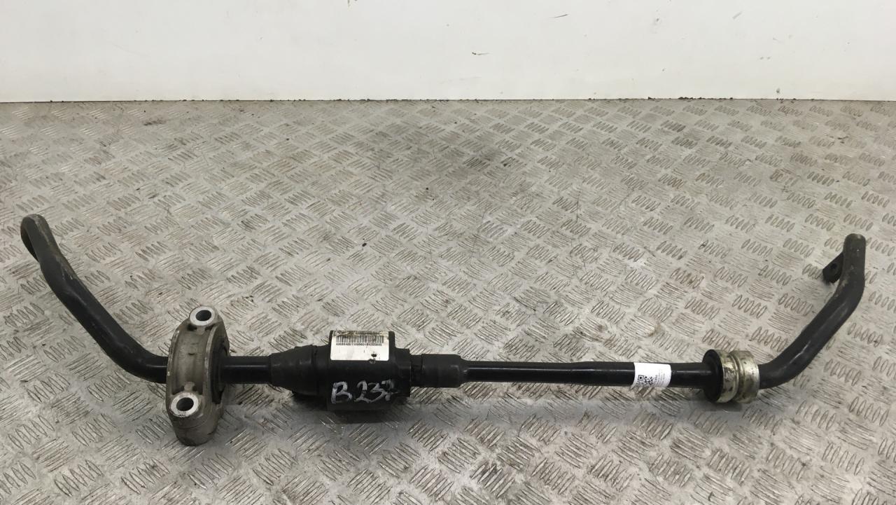 стабилизатор подвески передний BMW 5 серия F07/F10/F11 F10 2012, 4.4 л., N63 B44 A, бензин, АКПП, titansilber metallic (354), седан, задний привод, 37104068840, 4068840 - фото №1
