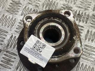 ступица задняя BMW 6 серия F06/F12/F13 F13 2014, 4.0 л., дизель, АКПП, alpinweiß uni (300), купе, задний привод, правый руль, 33006867806