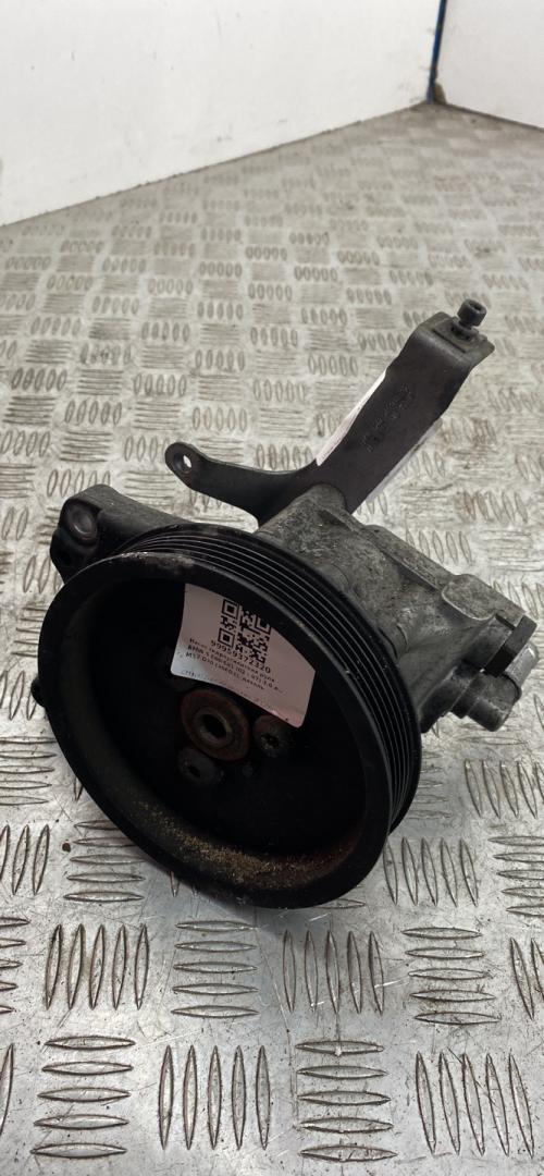 насос гидроусилителя руля BMW 5 серия E60/E61 (2002 - 2007), 3.0 л., M57 D30 (306D3), дизель, 6774698 - фото №1