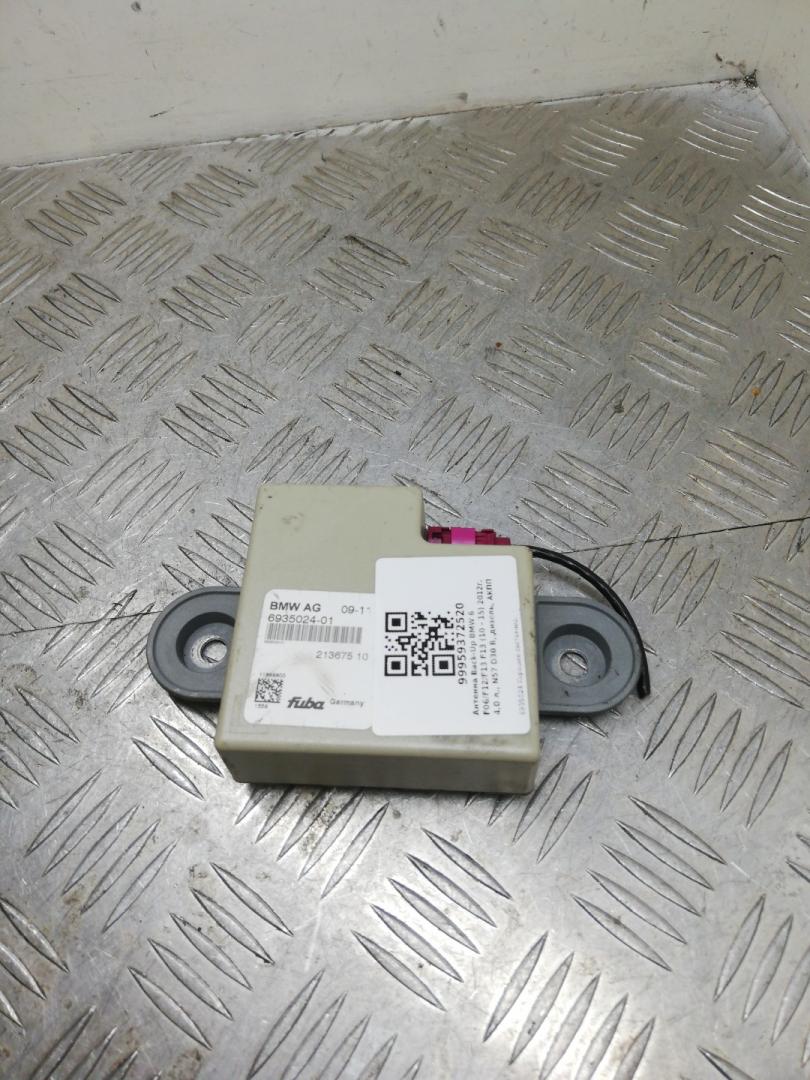 антенна BMW 6 серия F06/F12/F13 F13 2014, 4.0 л., дизель, АКПП, alpinweiß uni (300), купе, задний привод, правый руль, 6935024, 65206935024 - фото №1