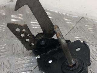 замок капота BMW 6 серия F06/F12/F13 F13 2014, 4.0 л., дизель, АКПП, alpinweiß uni (300), купе, задний привод, правый руль, 51237183763, 7183763