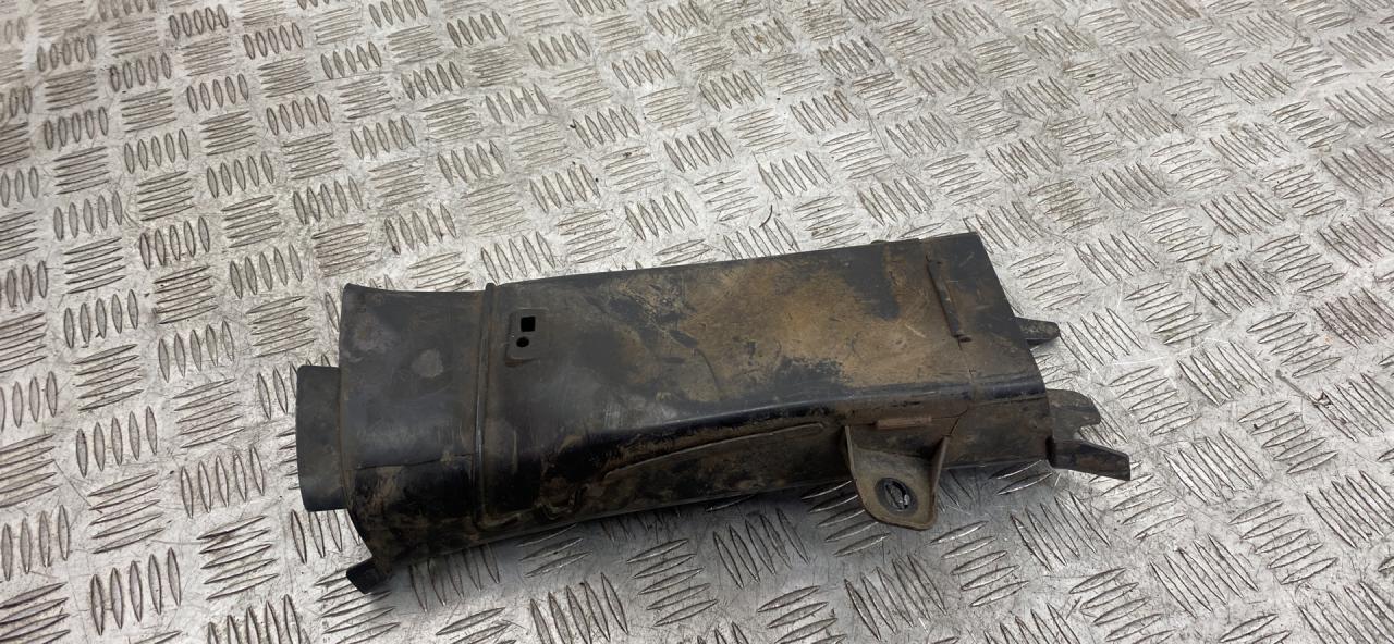 воздуховод тормозной левый BMW 6 серия F06/F12/F13 F13 2014, 4.0 л., дизель, АКПП, alpinweiß uni (300), купе, задний привод, правый руль, 51748050399, 8050399 - фото №1