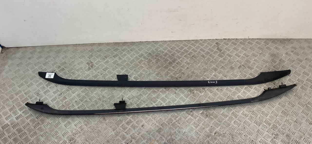 дуги на крышу (рейлинги) BMW X5 E70 2008, 3.5 л., M57D30 (306D5), дизель, АКПП, spacegrau metallic (a52), внедорожник 5 дв., полный привод, правый руль, 51137158529, 51137158530 - фото №1