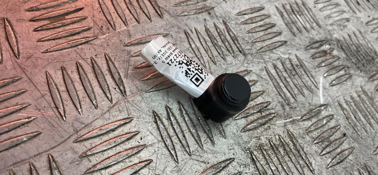 парктроник задний BMW 5 серия F07/F10/F11 2011, 3.0 л., N57 D30 A, дизель, АКПП, black sapphire metallic (475), хетчбэк 5 дв., задний привод, правый руль, 66209270491, 9270491, 9216207 - фото №1