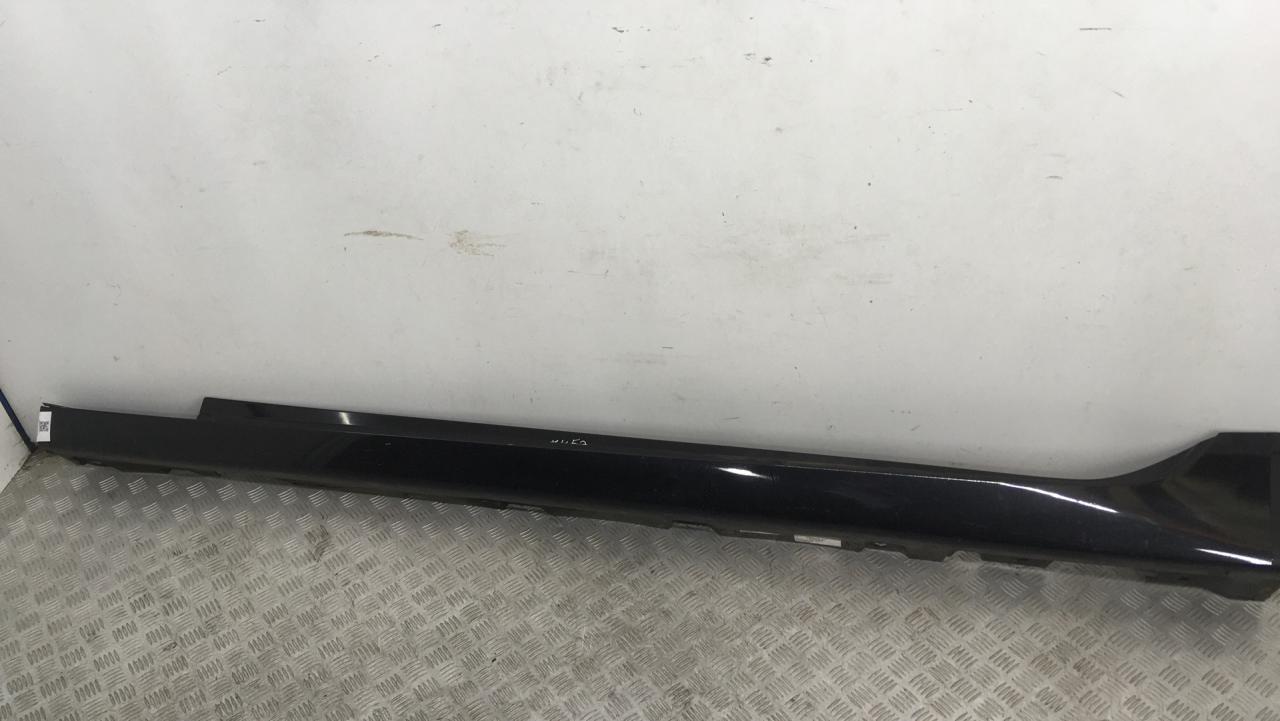 накладка на порог BMW 5 серия F07/F10/F11 2011, 3.0 л., N57 D30 A, дизель, АКПП, black sapphire metallic (475), хетчбэк 5 дв., задний привод, правый руль, 51177233365, 7222659 - фото №1