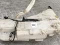 бачок омывателя BMW 6 серия F06/F12/F13 F13 2014, 4.0 л., дизель, АКПП, alpinweiß uni (300), купе, задний привод, правый руль, 61667269667, 8050439 - фото №2