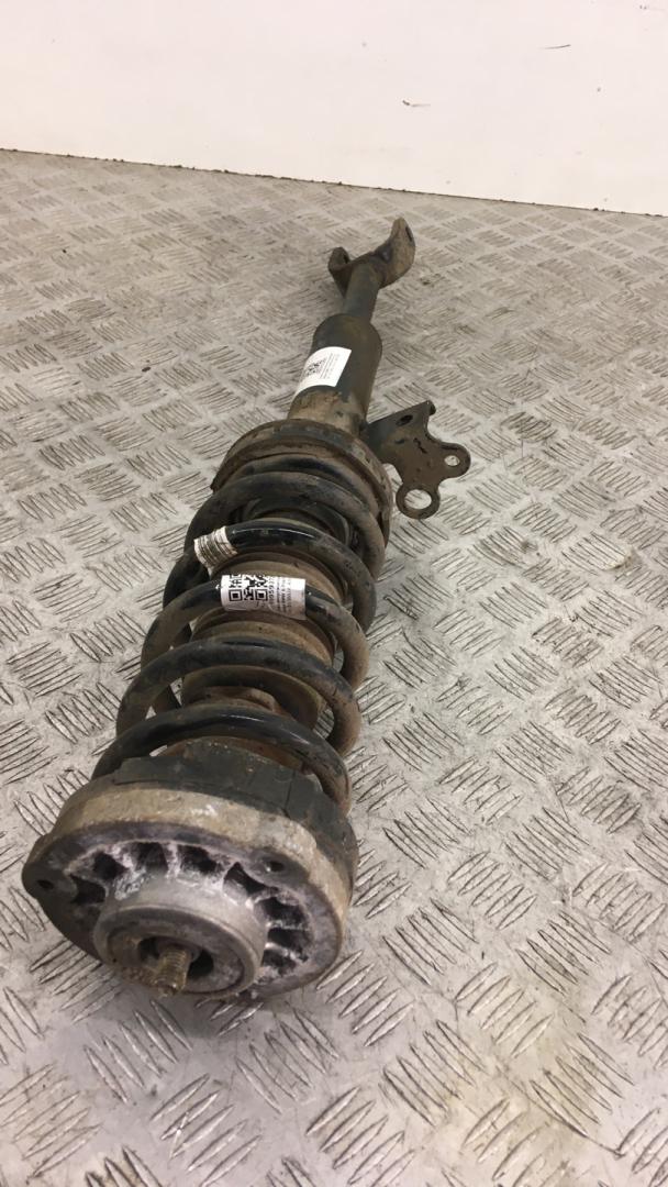 амортизатор передний правый BMW 6 серия F06/F12/F13 F13 2014, 4.0 л., дизель, АКПП, alpinweiß uni (300), купе, задний привод, правый руль, 31316789660 - фото №1