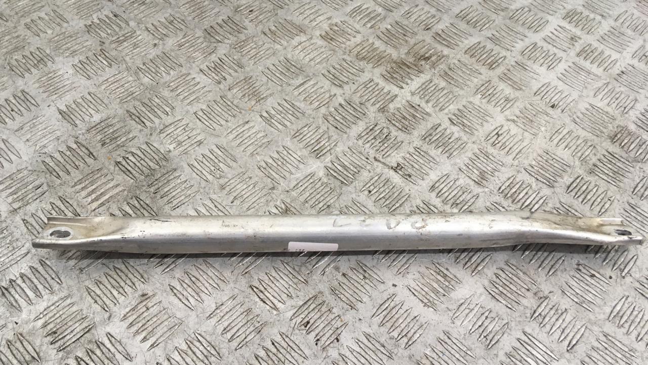 распорка стоек BMW 5 серия F07/F10/F11 F10 2012, 4.4 л., N63 B44 A, бензин, АКПП, titansilber metallic (354), седан, задний привод, 51717180315, 7180315 - фото №1