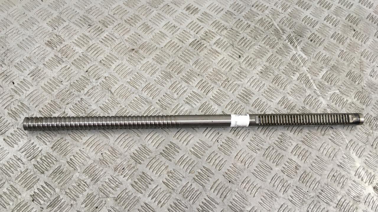 вал рулевой рейки BMW 5 серия F07/F10/F11 2012 - фото №1