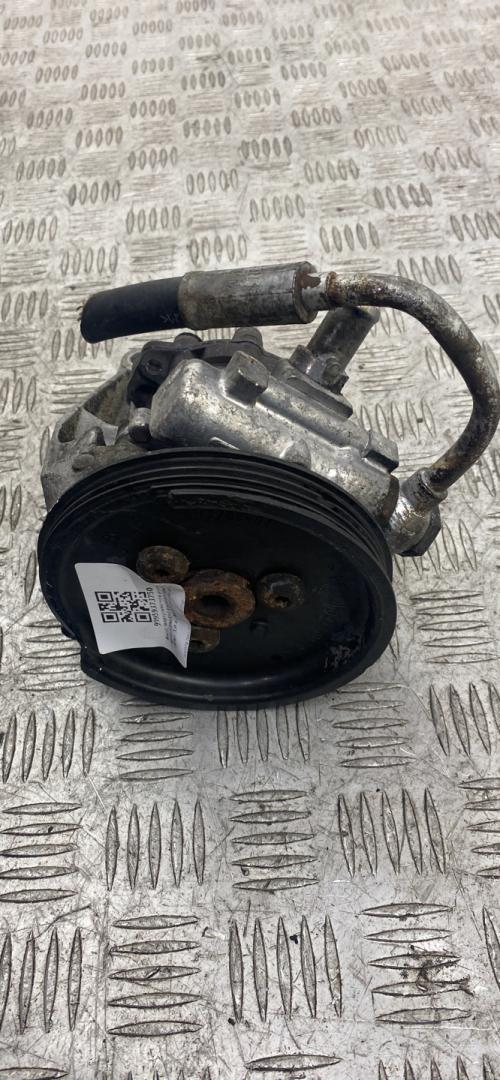 насос гидроусилителя руля BMW 3 серия E90/E91/E92/E93 2006, 3.0 л., M57 D30 (306D3), дизель, АКПП, 7693974 - фото №1