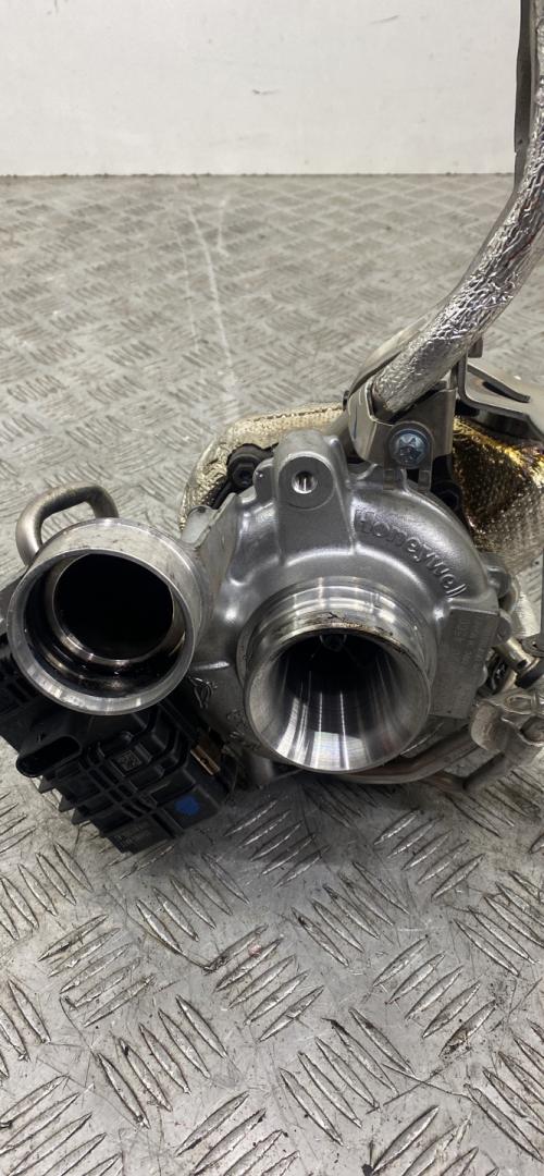 турбина Mercedes-Benz E-Класс W213/S213/C238/A238 2017, 2.0 л., OM 654.920, дизель, АКПП, универсал, задний привод, правый руль, A6540904500 - фото №1