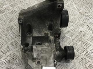 кронштейн компрессора кондиционера BMW 3 серия E90/E91 [рестайлинг] 2009, 3.0 л., N57 D30 A, дизель