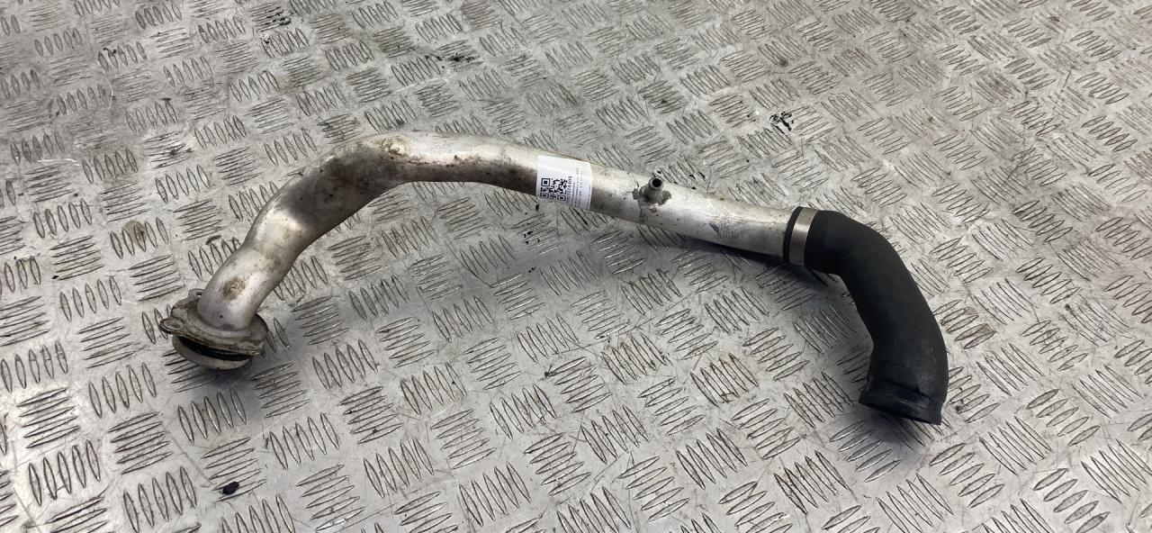 трубка охлаждающей жидкости BMW 5 серия F07/F10/F11 2012, 3.0 л., N55 B30 A, бензин, полный привод, 7583939 - фото №1