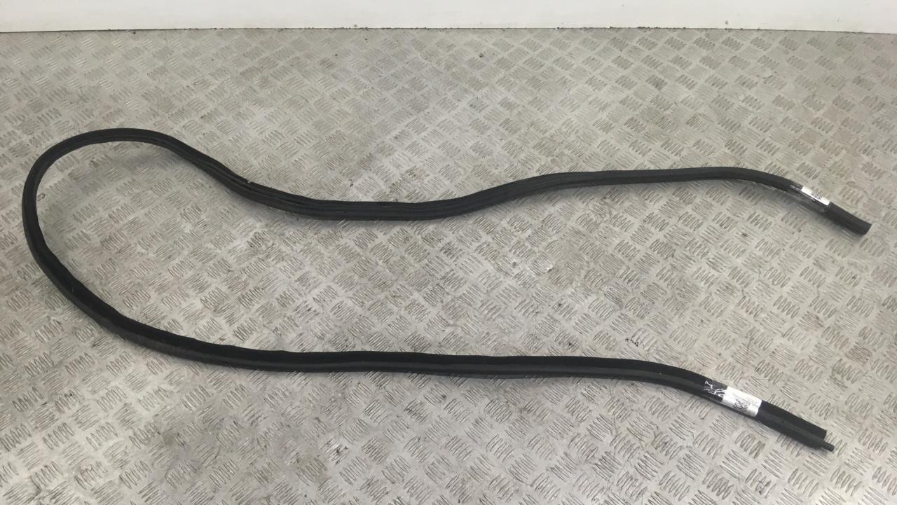 уплотнитель двери BMW 3 серия E90/E91/E92/E93 2007, универсал, 7060289 - фото №1