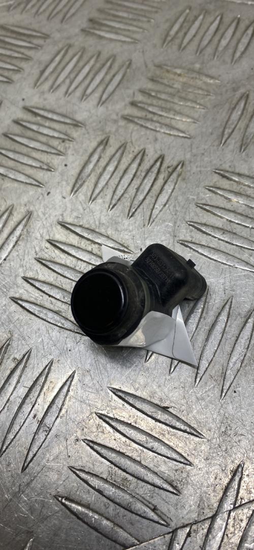 парктроник передний BMW 5 серия F07/F10/F11 F10 2011, 2.8 л., бензин, седан, 9231283 - фото №1