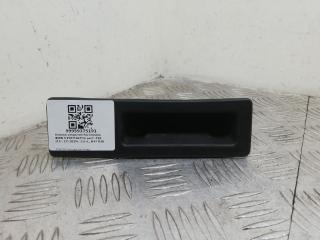 кнопка открытия багажника BMW 5 серия F10/F11 [рестайлинг] F10 2016, 2.0 л., B47 D20 A, дизель, АКПП, mineralgrau metallic (b39), седан, задний привод, правый руль, 51247368752, 7368752