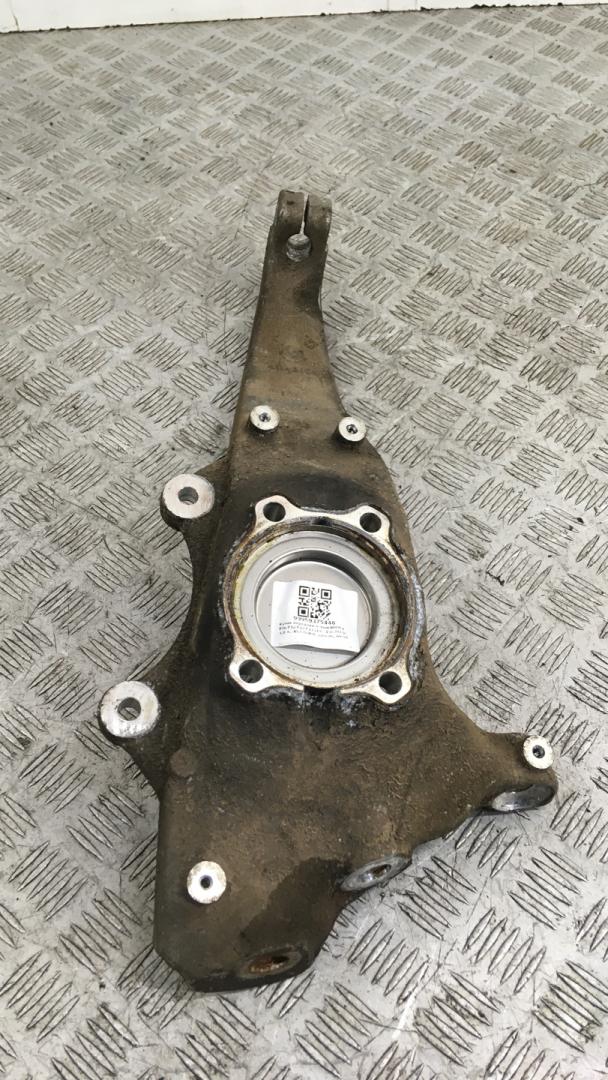 кулак поворотный левый BMW 6 серия F06/F12/F13 F13 2014, 4.0 л., дизель, АКПП, alpinweiß uni (300), купе, задний привод, правый руль, 31216775769 - фото №1