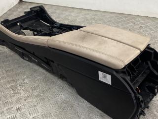 консоль салона BMW 5 серия F07/F10/F11 F10 2012, 3.5 л., бензин, АКПП, black sapphire metallic (475), седан, полный привод, 51169299281