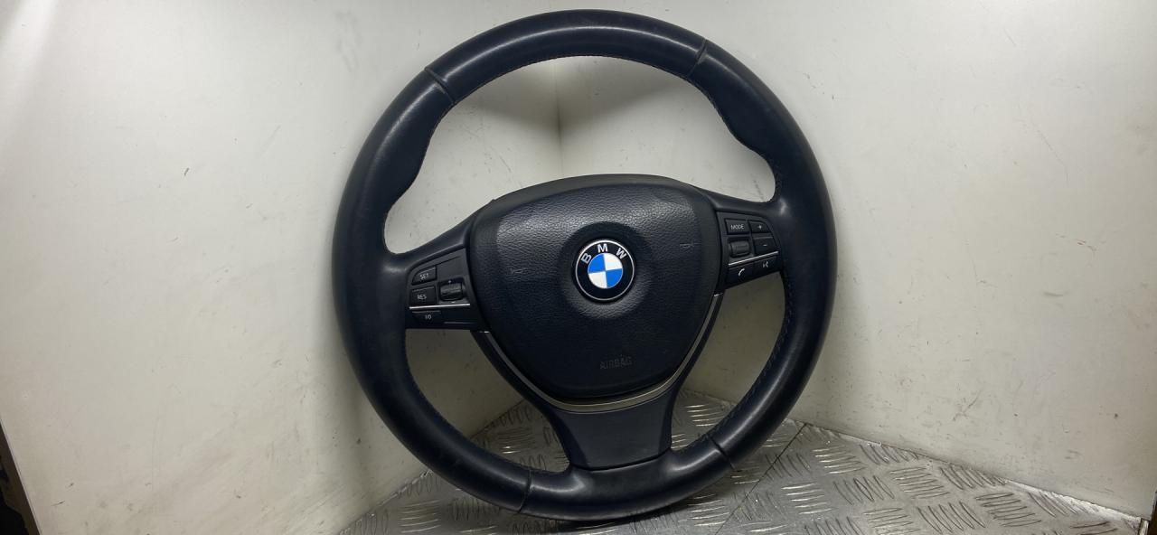 руль BMW 5 серия F07/F10/F11 F10 2012, 3.5 л., бензин, АКПП, black sapphire metallic (475), седан, полный привод, 32336790889 - фото №1