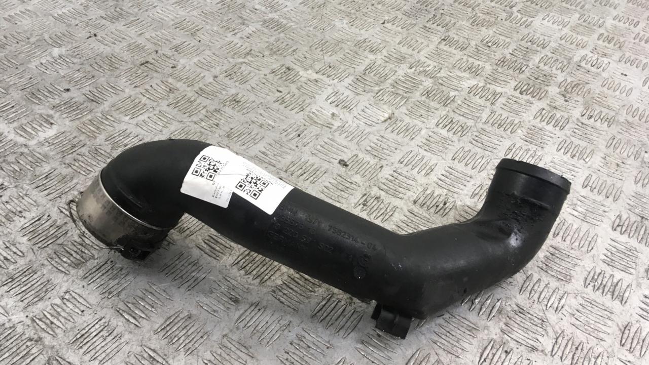 патрубок интеркулера BMW 5 серия F07/F10/F11 F10 2012, 3.0 л., N55 B30 A, бензин, АКПП, havanna (a17), седан, полный привод, 13717582314, 7582314 - фото №1