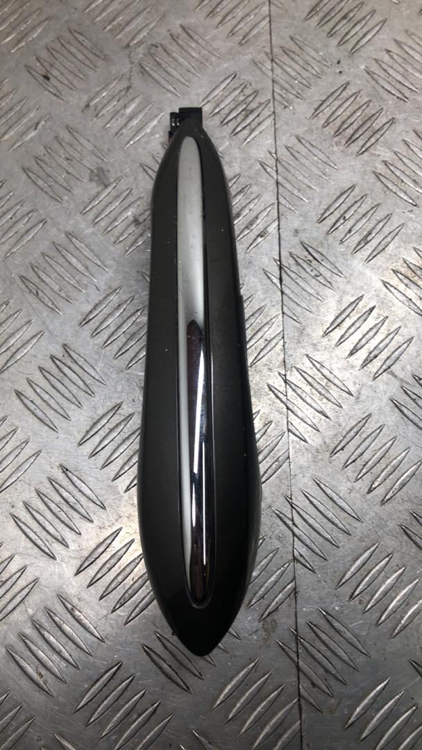 ручка наружная задняя левая BMW 5 серия F07/F10/F11 F10 2012, 3.0 л., N55 B30 A, бензин, АКПП, havanna (a17), седан, полный привод, 51217231929 - фото №1