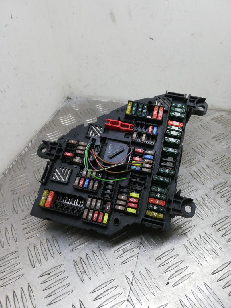 блок предохранителей BMW 5 серия F07/F10/F11 F10 2012, 3.5 л., бензин, АКПП, black sapphire metallic (475), седан, полный привод, 61149234423, 9234423 - фото №1