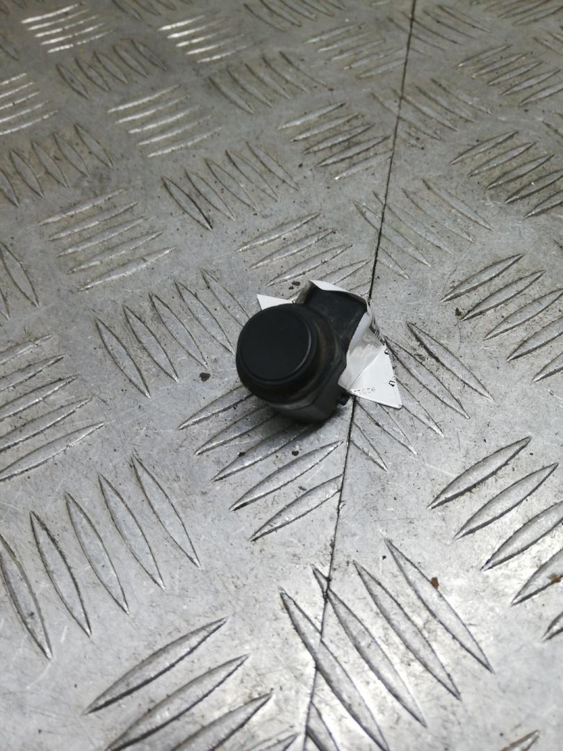 парктроник передний BMW 5 серия F07/F10/F11 F10 2012, 3.5 л., бензин, АКПП, black sapphire metallic (475), седан, полный привод, 66209231281, 66209270495, 9231281, 9270495 - фото №1