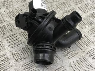 корпус термостата BMW 5 серия F07/F10/F11 F10 2012, 3.5 л., бензин, АКПП, black sapphire metallic (475), седан, полный привод, 11538671516, 6601544