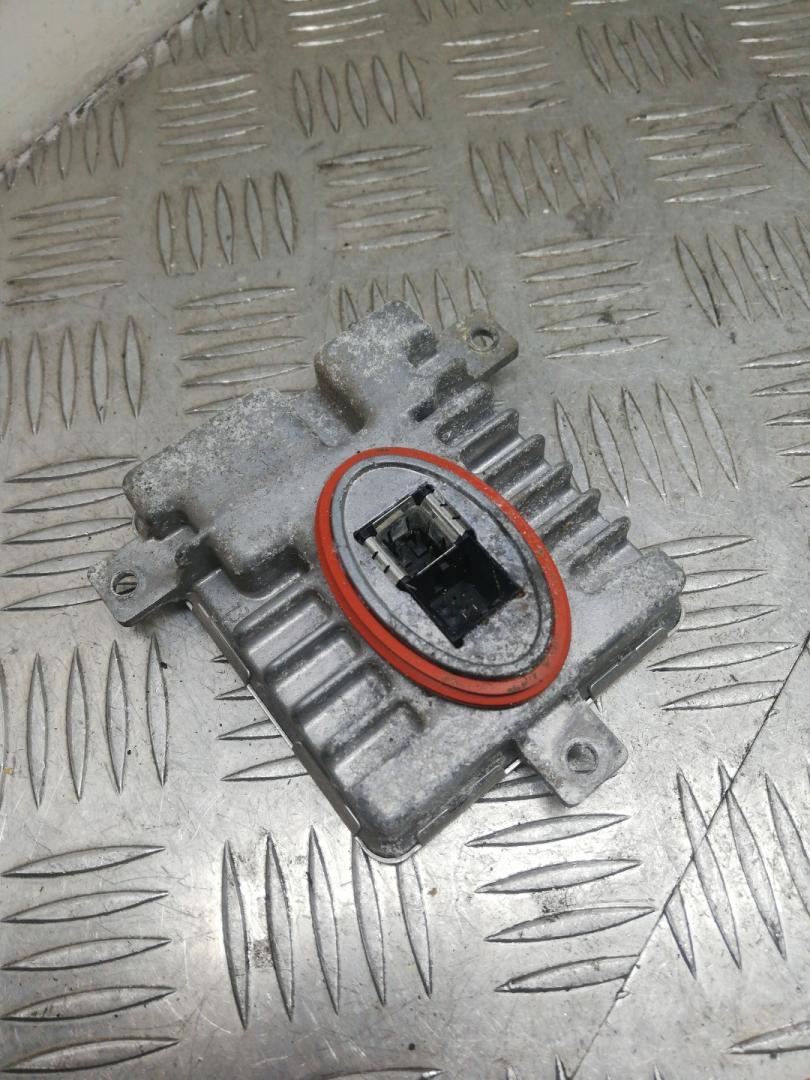 блок розжига ксенона BMW 5 серия F07/F10/F11 F10 2012, 3.0 л., N55 B30 A, бензин, АКПП, havanna (a17), седан, полный привод, 7237647, 63117237647 - фото №1