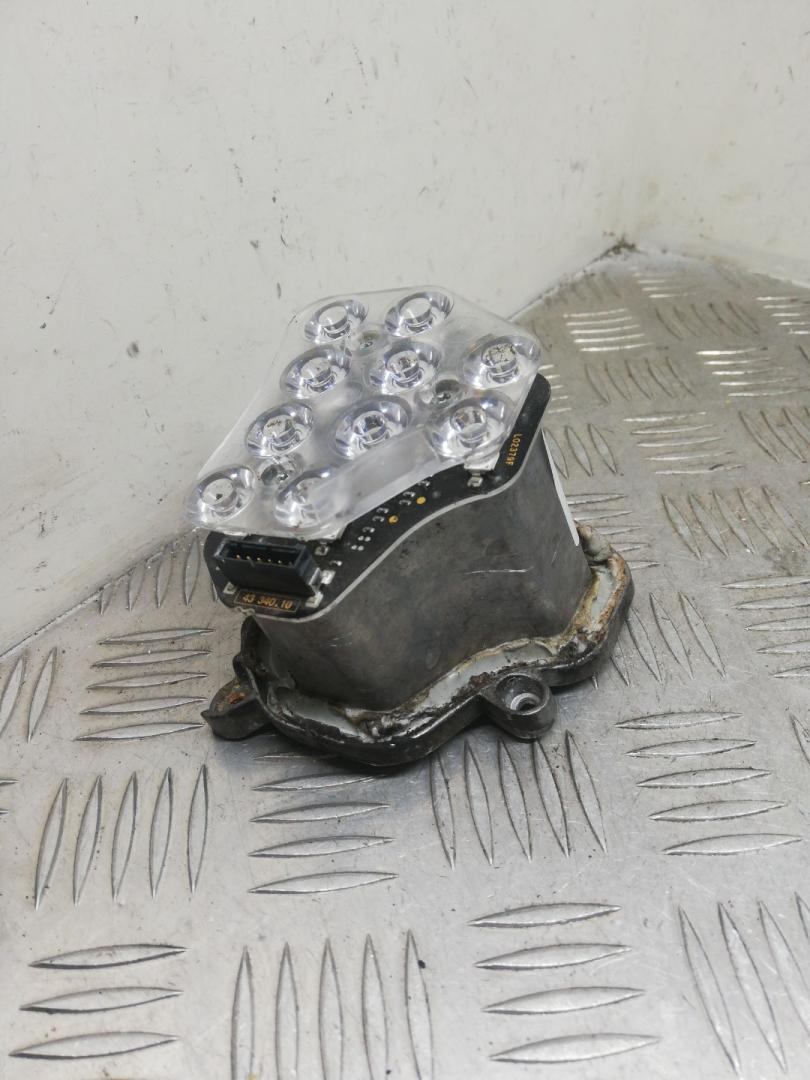 поворотник правый BMW 5 серия F07/F10/F11 F10 2012, 3.0 л., N55 B30 A, бензин, АКПП, havanna (a17), седан, полный привод, 63117271900 - фото №1