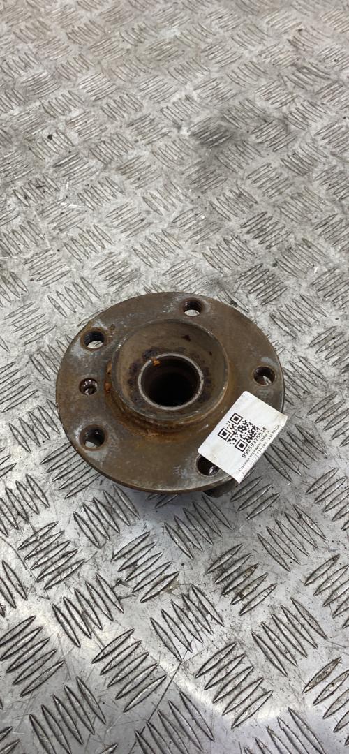 ступица передняя BMW 5 серия F07/F10/F11 F10 2012, 3.5 л., бензин, АКПП, black sapphire metallic (475), седан, полный привод, 31206868480, 6868480 - фото №1