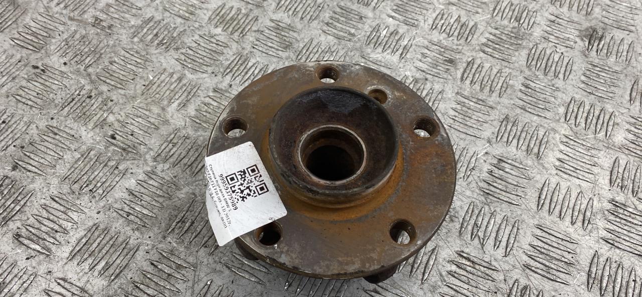 ступица передняя BMW 5 серия F07/F10/F11 F10 2012, 3.0 л., N55 B30 A, бензин, АКПП, havanna (a17), седан, полный привод, 31206868480, 6868480 - фото №1