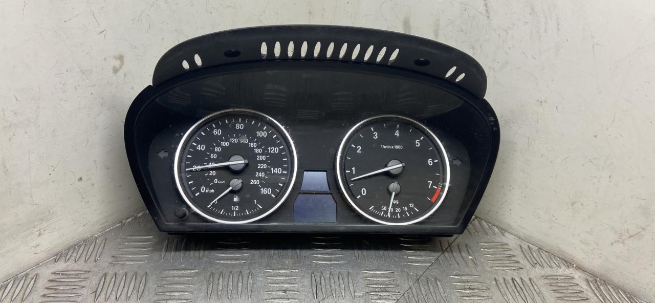 щиток приборов (приборная панель) BMW X5 E70 2010, 3.0 л., N52 B30 AF, бензин, АКПП, белый alpinweiß uni (300), внедорожник 5 дв., полный привод, 6976284, 62109218625, 9218625 - фото №1