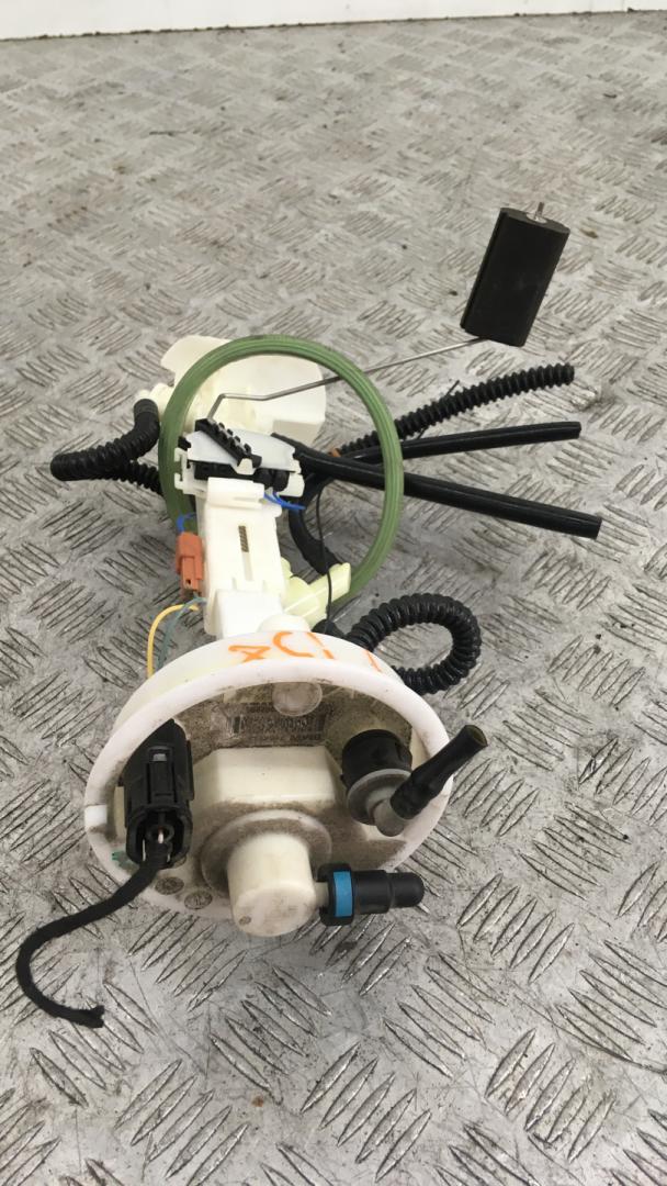 датчик уровня топлива BMW X5 E70 2010, 3.0 л., N52 B30 AF, бензин, АКПП, белый alpinweiß uni (300), внедорожник 5 дв., полный привод, 16117195469, 7164313 - фото №1