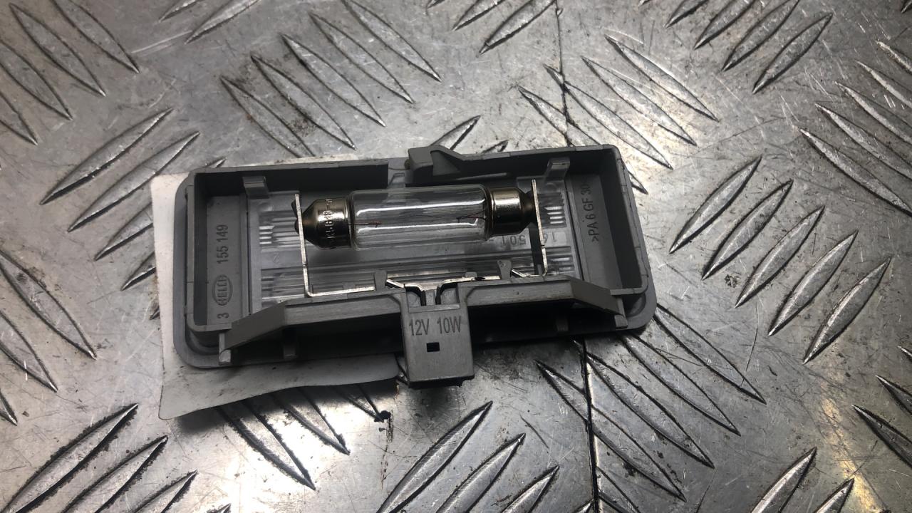 плафон подсветки козырька BMW X5 E70 2010, 3.0 л., N52 B30 AF, бензин, АКПП, белый alpinweiß uni (300), внедорожник 5 дв., полный привод, 63316962011, 6962011 - фото №1