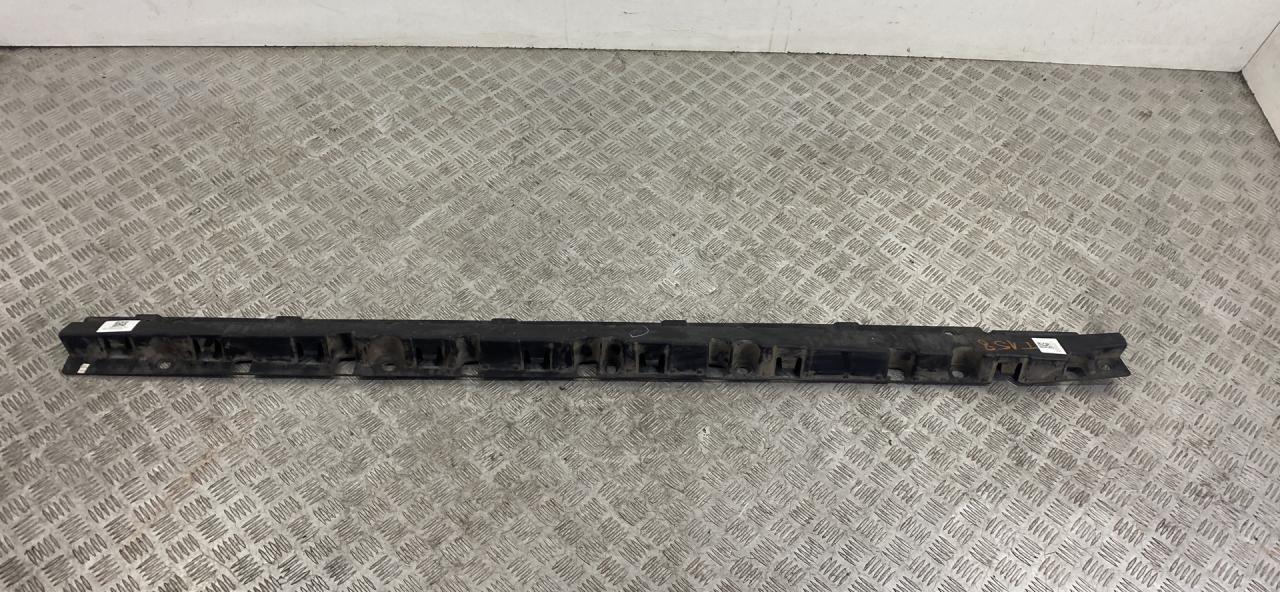 Кронштейн крепления порога BMW X5 E70 2010, 3.0 л., N52 B30 AF, бензин, АКПП, белый alpinweiß uni (300), внедорожник 5 дв., полный привод, 7207196, 51777207196 - фото №1