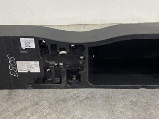 корыто пластиковое BMW X5 E70 [рестайлинг] E70 2012, 3.0 л., N57 D30 A, дизель, АКПП, black sapphire metallic (475), внедорожник 3 дв., полный привод, правый руль, 51477127282, 7127282