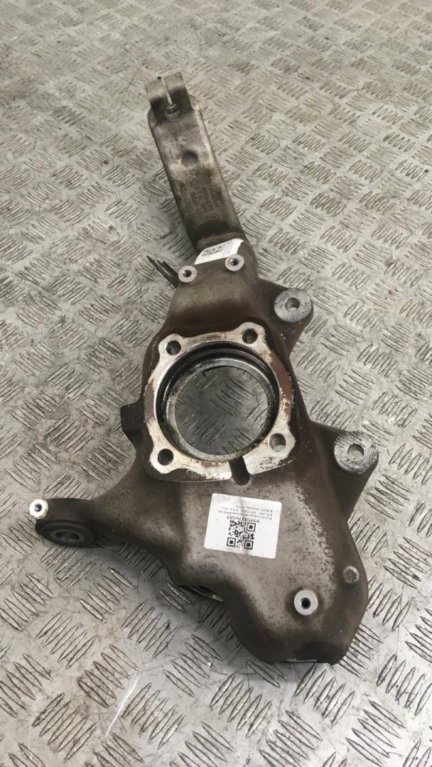 кулак поворотный левый BMW X5 E70 2010, 3.0 л., N52 B30 AF, бензин, АКПП, белый alpinweiß uni (300), внедорожник 5 дв., полный привод, 31216869869 - фото №1