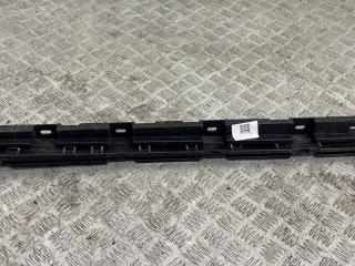 Кронштейн крепления порога BMW 5 серия F10/F11 [рестайлинг] F10 2016, 2.0 л., B47 D20 A, дизель, АКПП, spacegrau metallic (a52), седан, задний привод, правый руль, 51777184778, 7184778