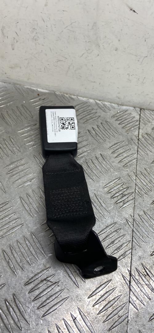 замок ремня безопасности BMW 5 серия E60/E61 E60 2007, 3.0 л., M57 D30 (306D4), дизель, АКПП, titansilber metallic (354), седан, задний привод, правый руль, 7059774, 72117059774 - фото №1