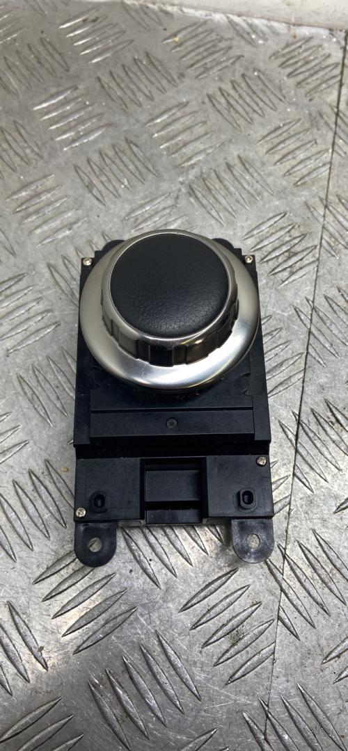 джойстик управления мультимедиа BMW 5 серия E60/E61 E60 2007, 3.0 л., M57 D30 (306D4), дизель, АКПП, titansilber metallic (354), седан, задний привод, правый руль, 65826963051, 6963051 - фото №1